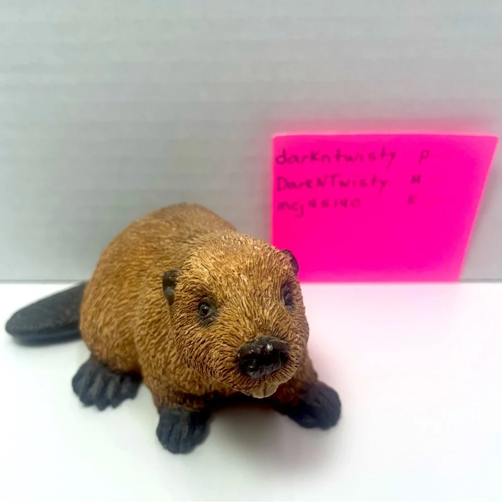 Vintage United Designs Beaver figurine sculpture - Picture 4 of 12